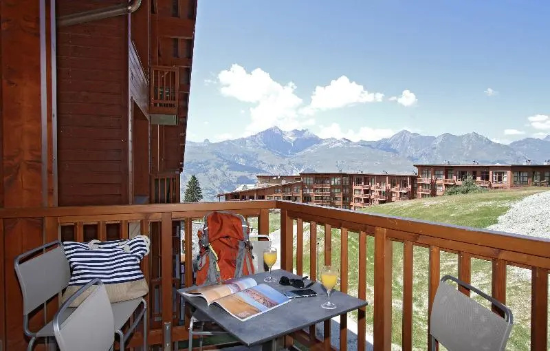 Balcony & Terrace