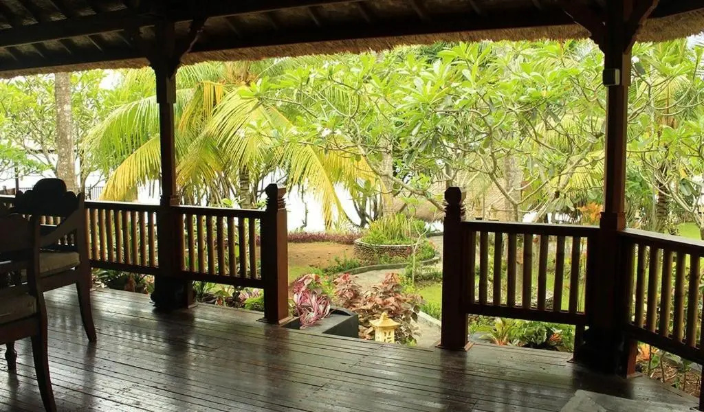 Balcony & Terrace