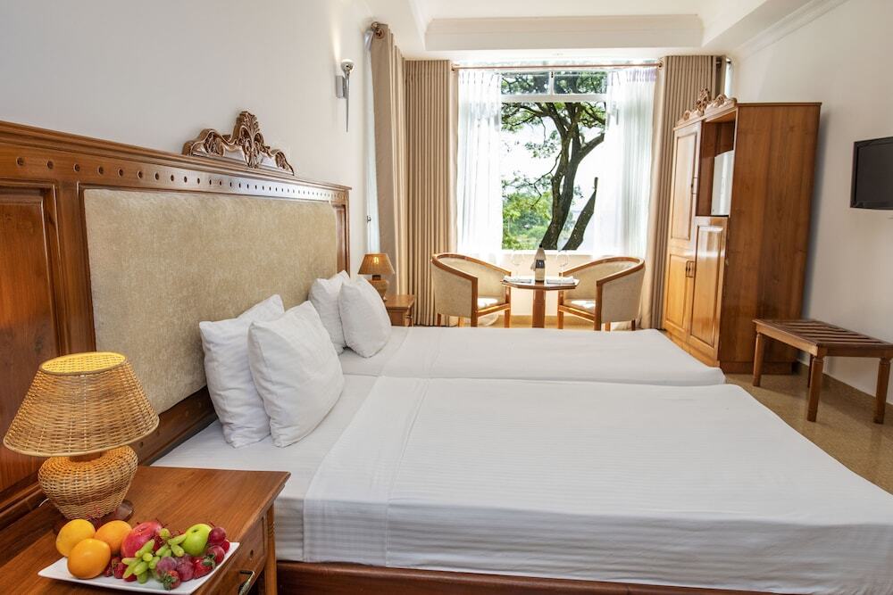 Hotel Sudu Araliya