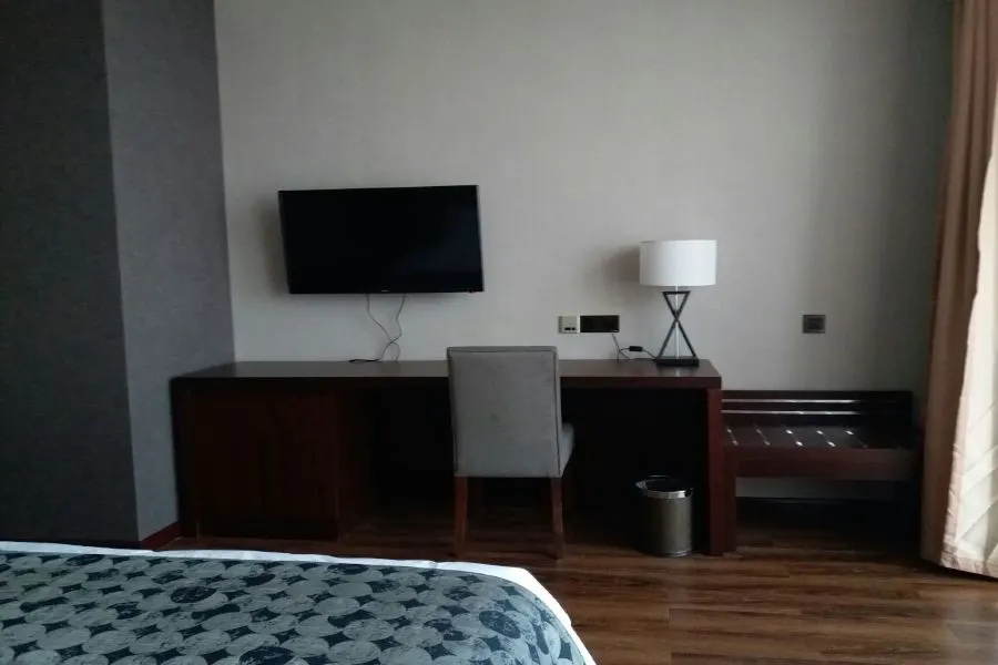 Lobby & Reception