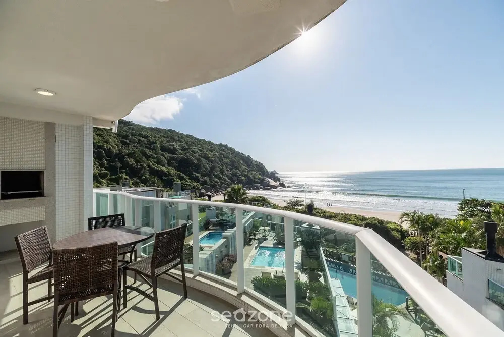 VDT - Apartments 180m From Bombas Beach