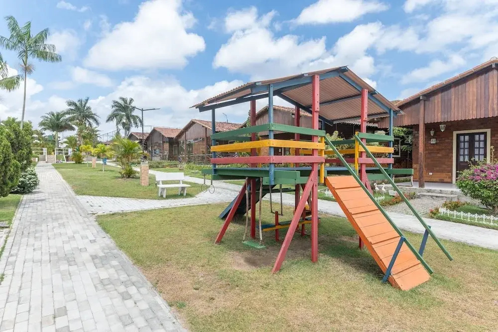 Casa 3Qt-Piscina no Cond.-Churrasq SH136