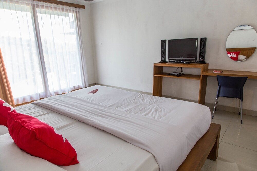 ZEN Rooms Pecatu Padang Padang Beach