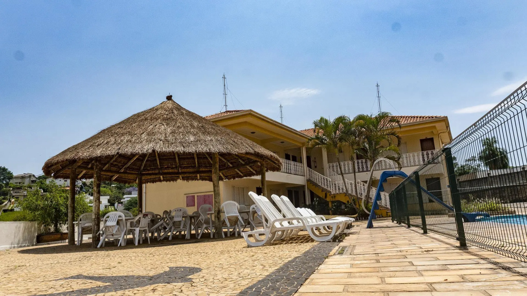 Beach & Waterfront
