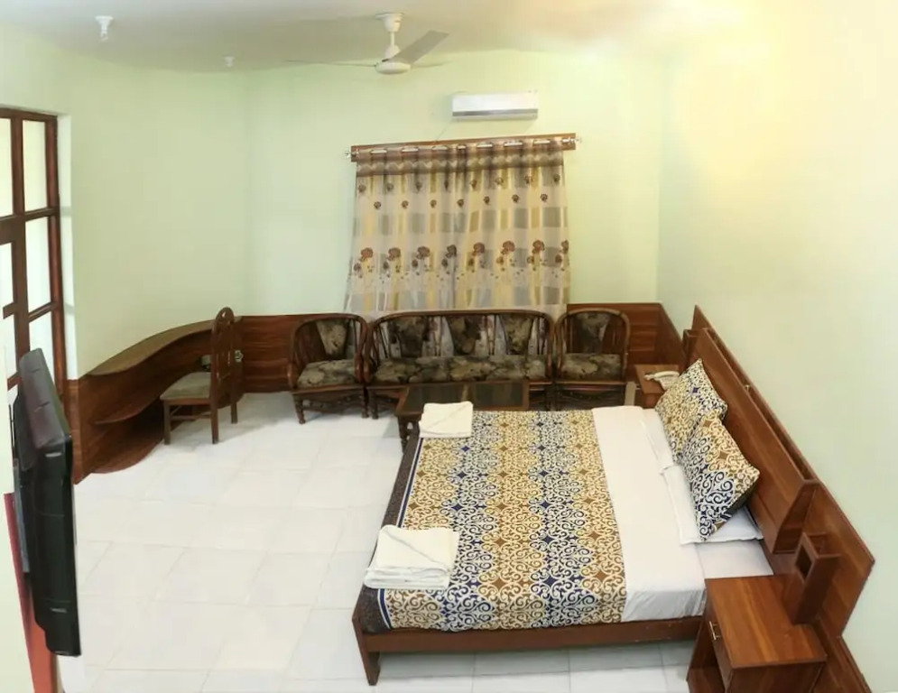 New Premier Hotel - фото 4