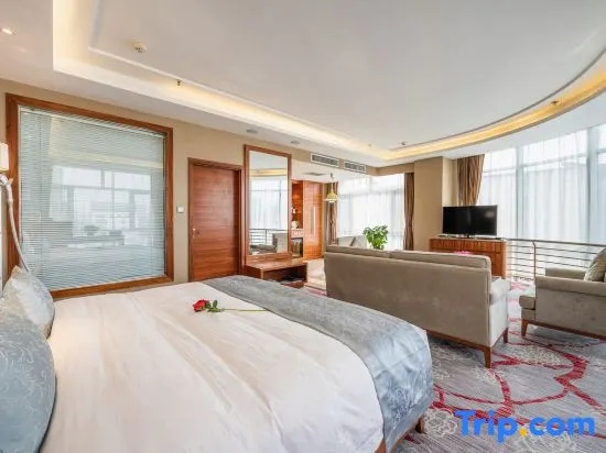 Deluxe Double room (full double bed)