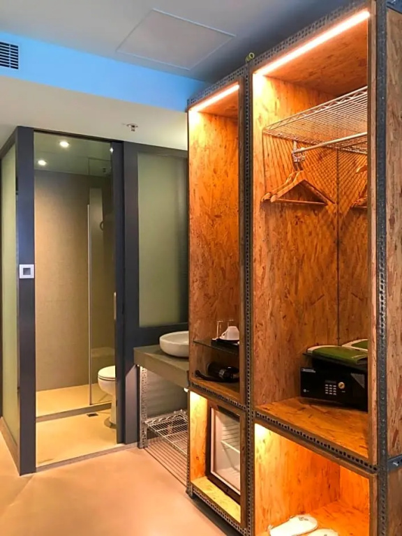 Premium room
