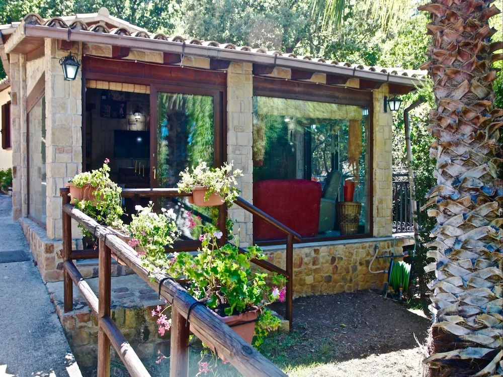 Rentopolis - Villa Sul Ruscello