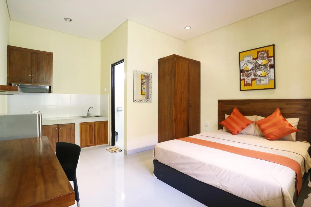 Economy room