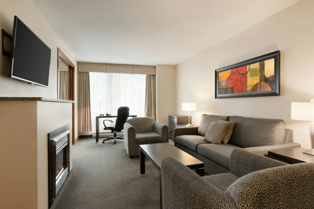 Embassy Suites Montréal by Hilton - Général