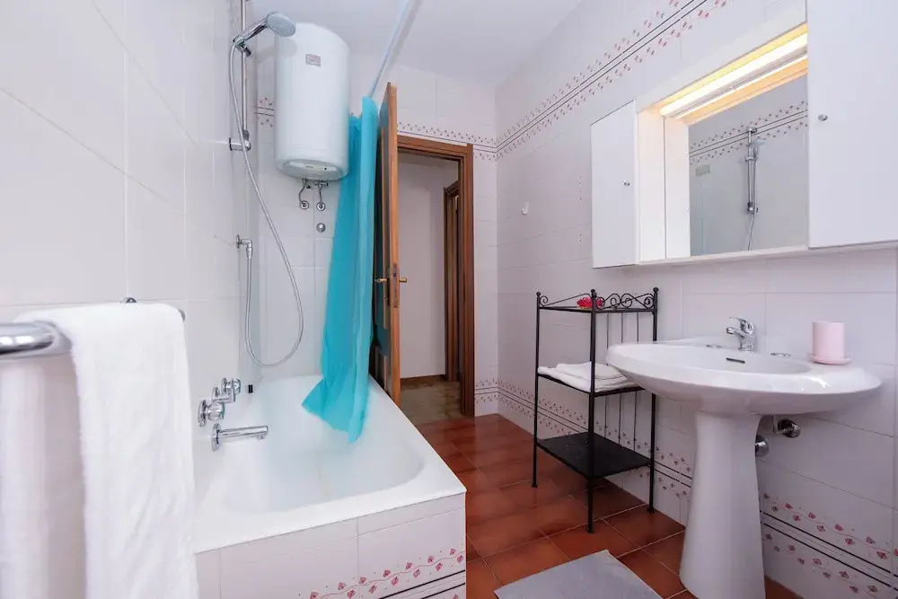 Family Apartment with balcony