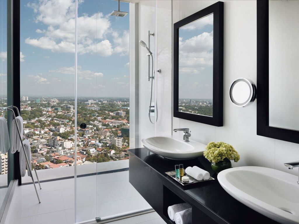 Movenpick Hotel Colombo