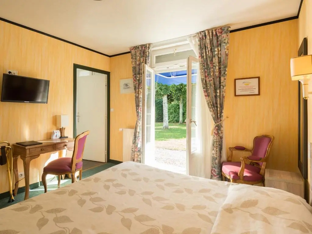 Standard Double room (twin beds)