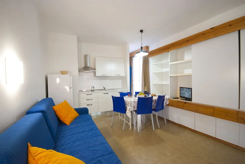 Double Apartment (full double bed)