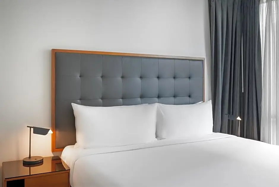 Level Furnished Living - Chambres