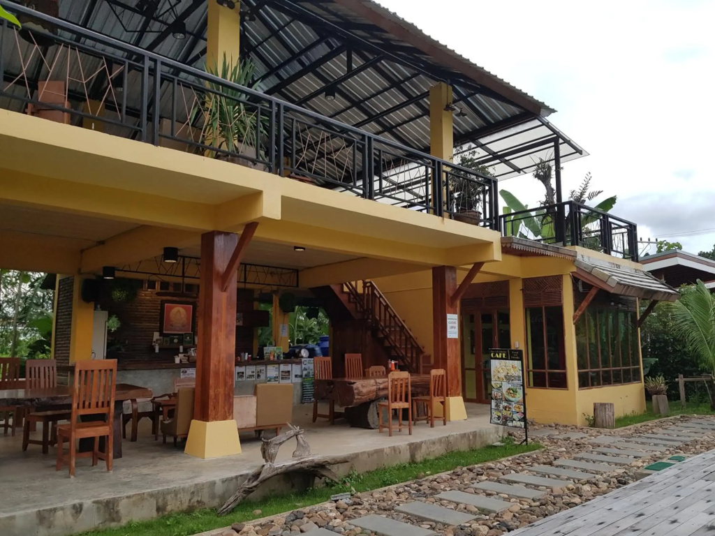 Slow Life Sabaidee Pai Bed & Breakfast
