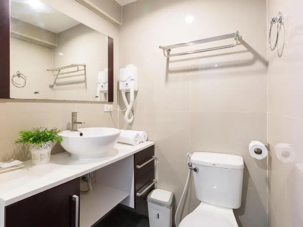 Ratchada Point Hotel - Chambres
