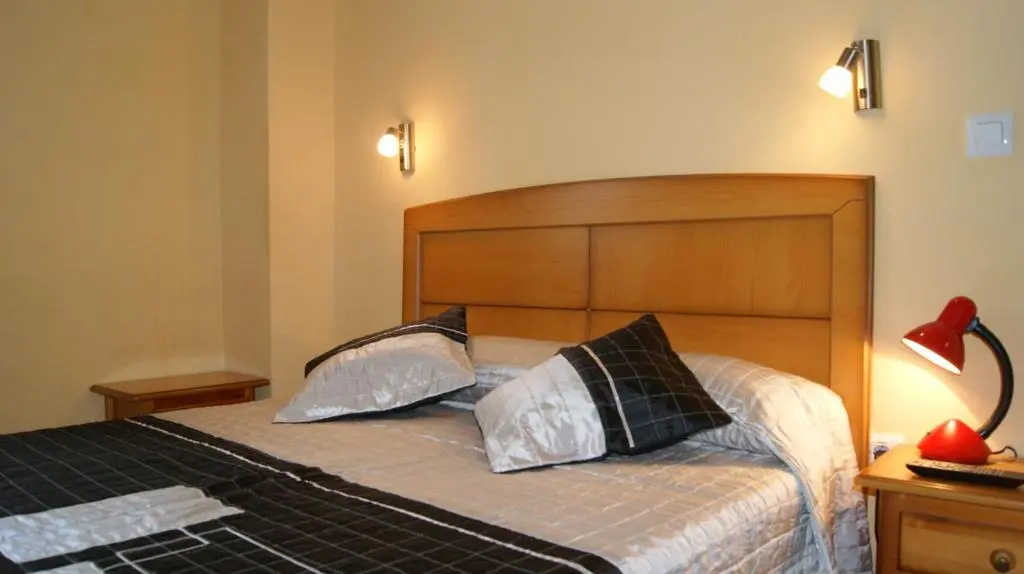 Economy room