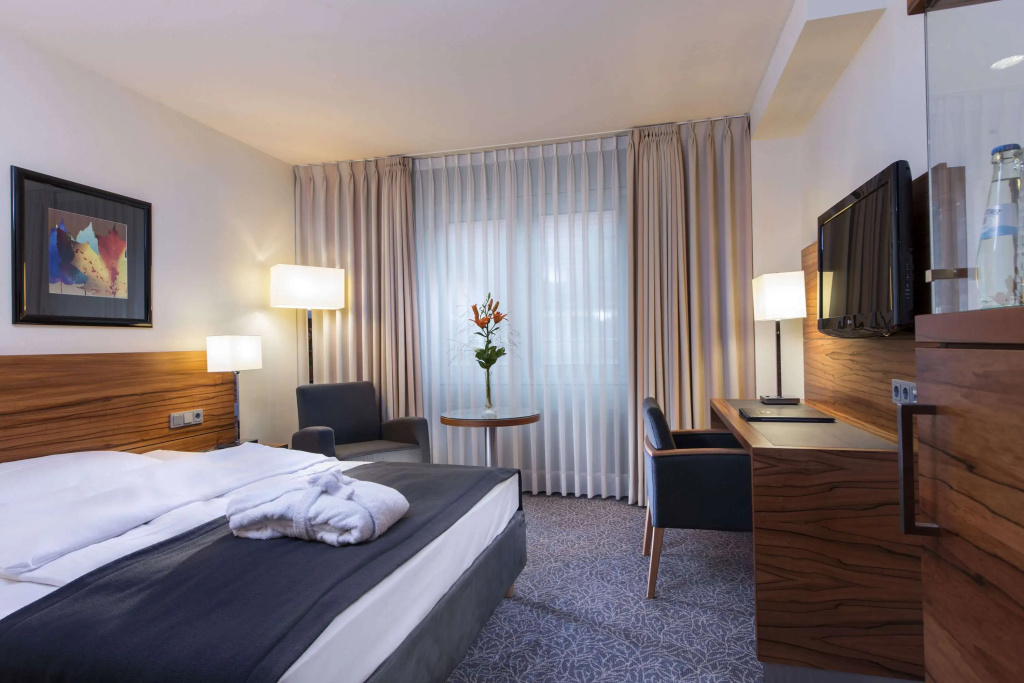 Superior Double room (full double bed)