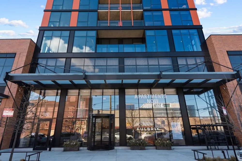 Cloud9 2x1 Apartments Fulton Market The Pop