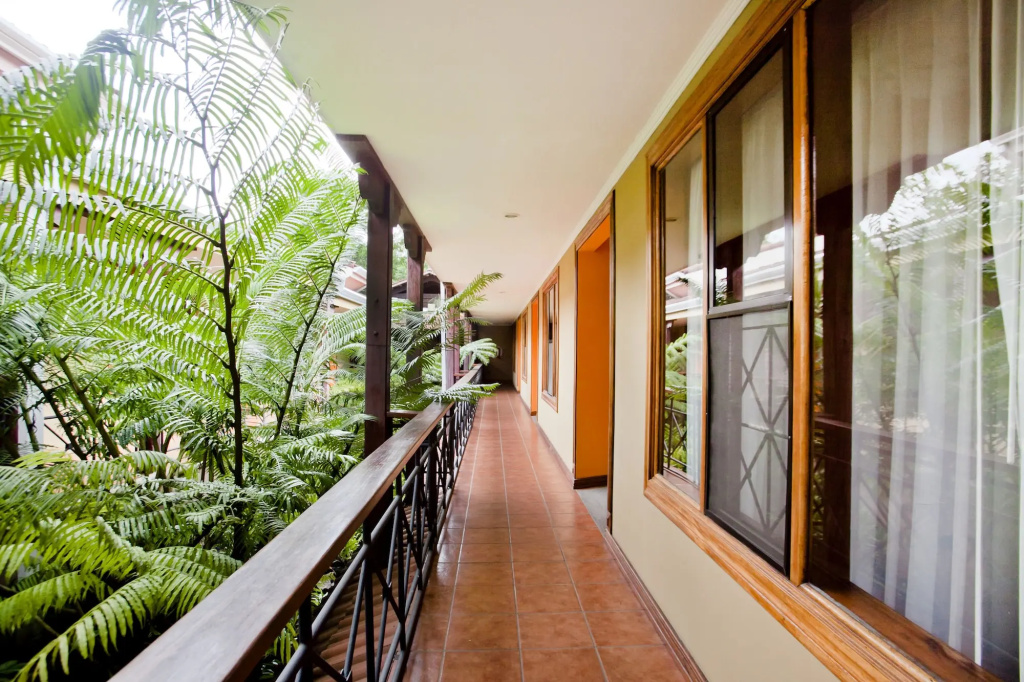 Balcony & Terrace