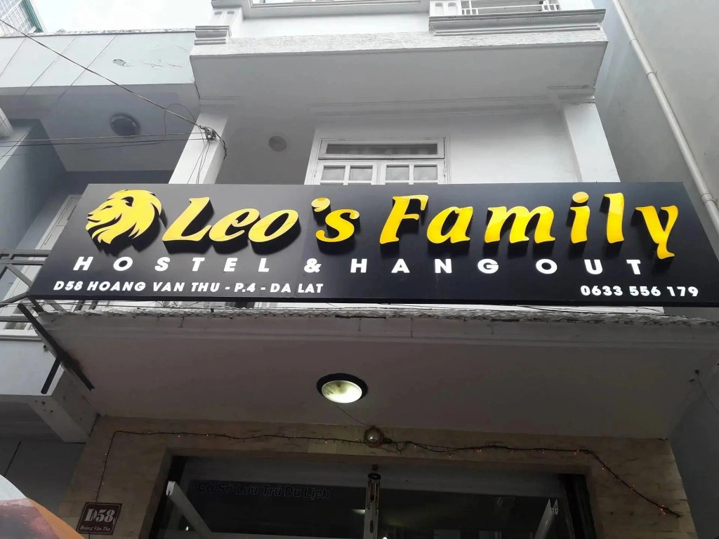 Leos Family Hostel Hangout