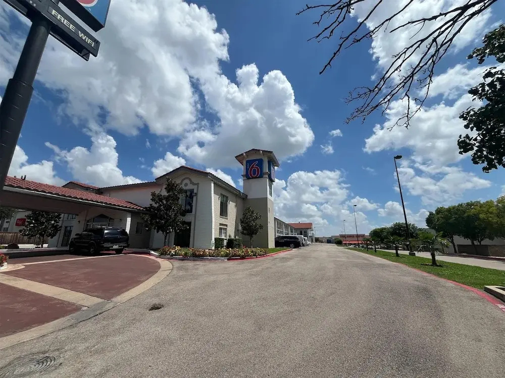 Studio 6 Suites Euless, Tx – Dfw West