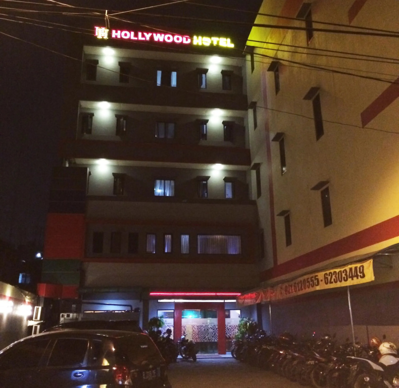 Hollywood Hotel
