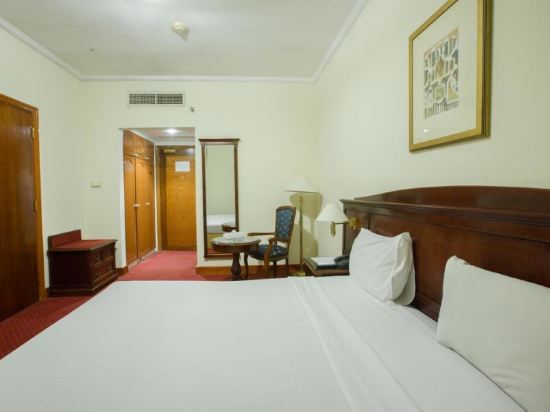 York International Hotel