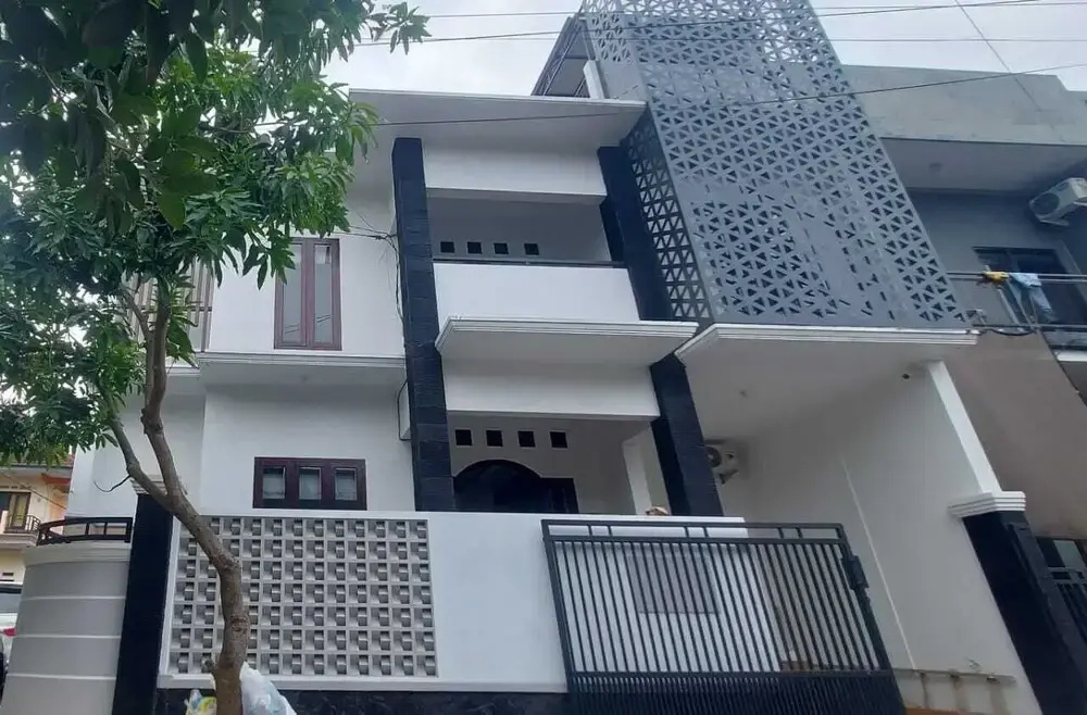 Shini Guest House