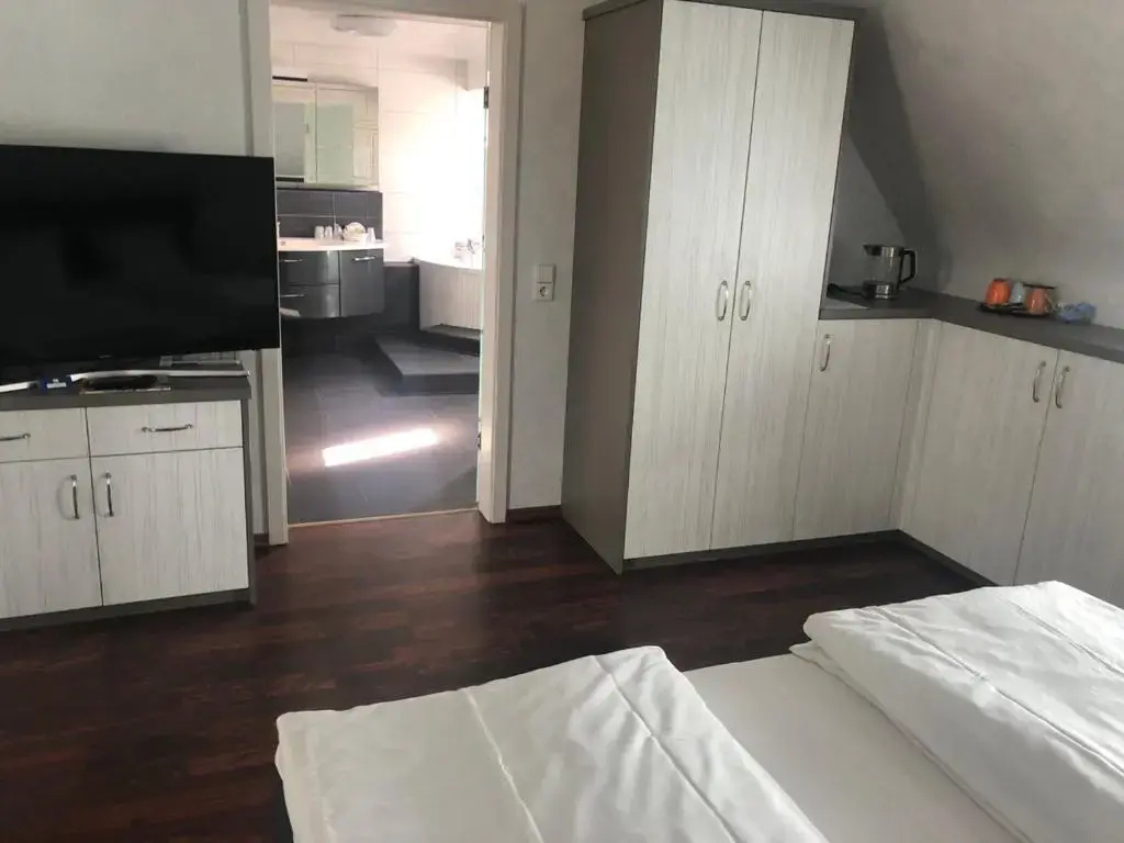 Eisberg Hotel City - Chambres