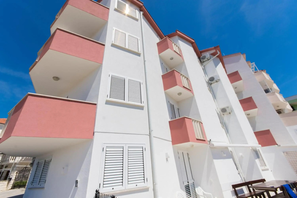 Apartment Ljuba