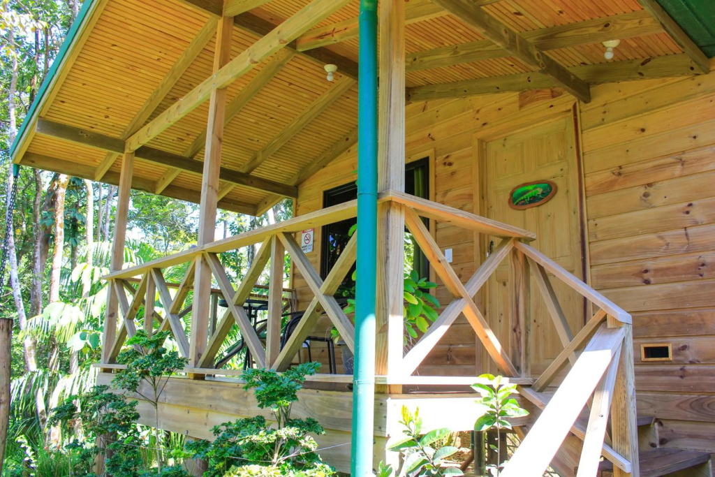 Forest Lodge