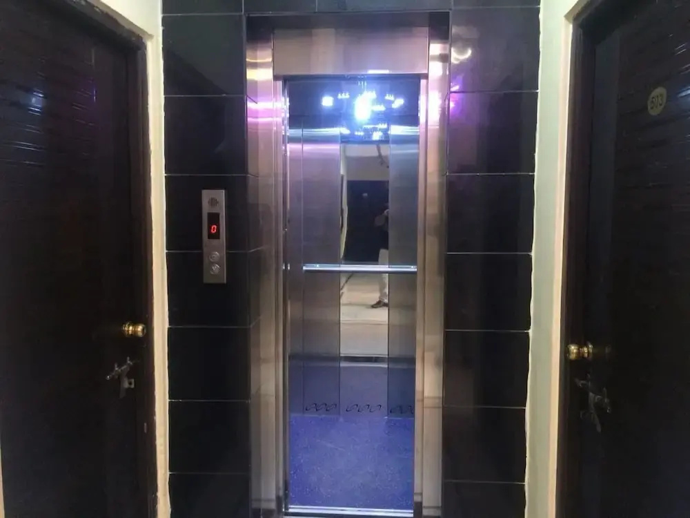 Hotel photo 8