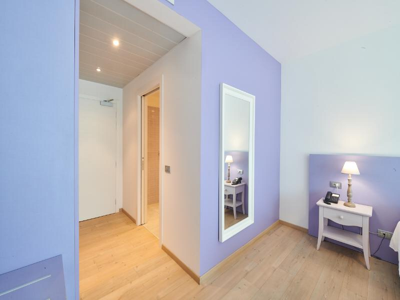 Comfort room
