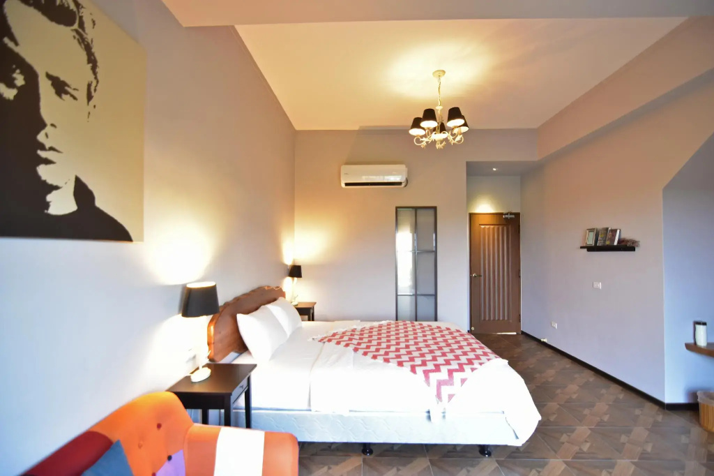 Standard Double room (full double bed)