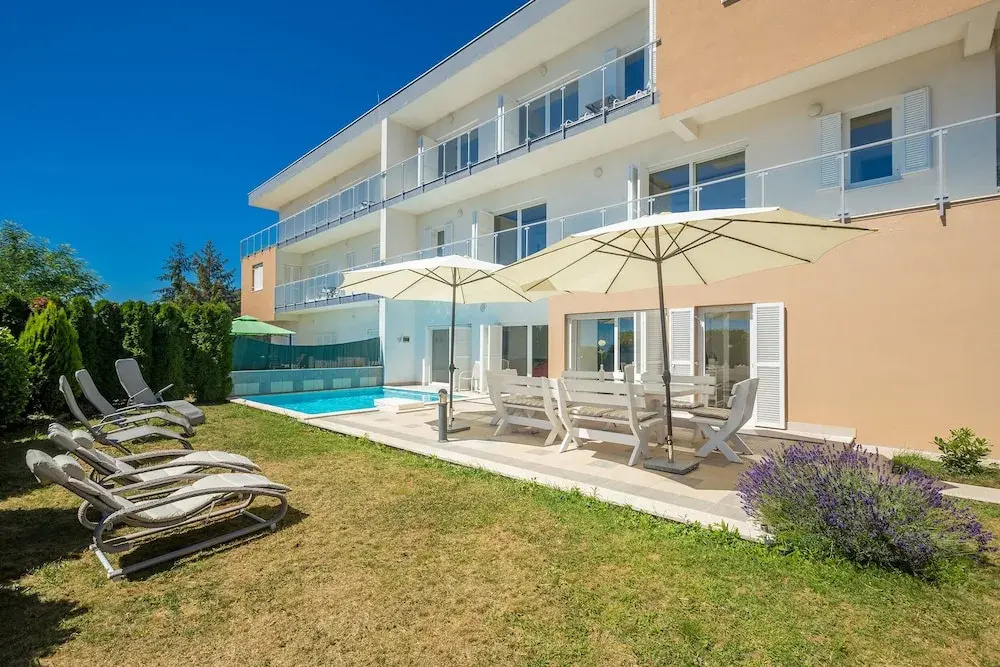 Villa Sv. Petar