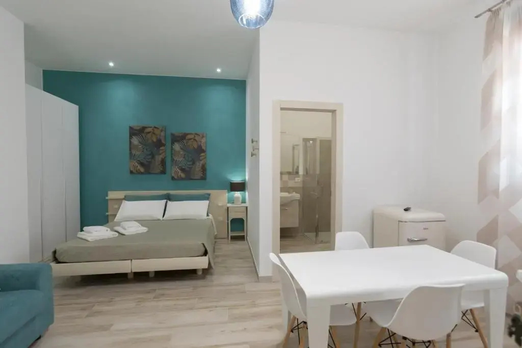 Economy room