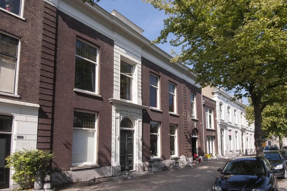 Studio in Canal Villa in the Old Centre Schiedam