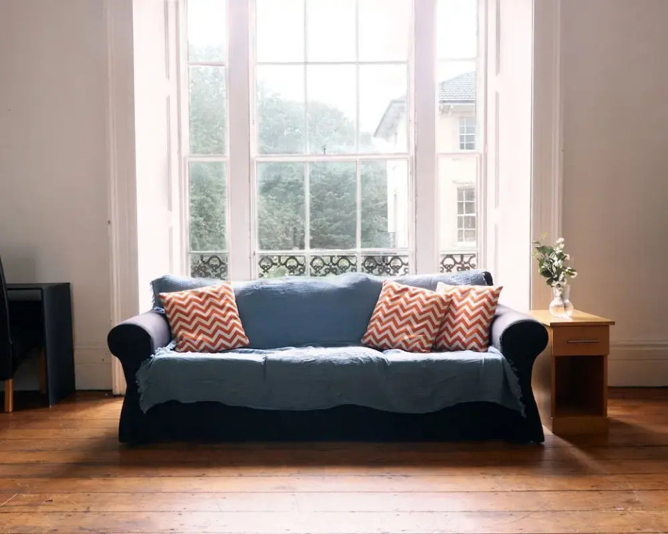 No 4 Georgian Shared House - By Clifton Short Lets
