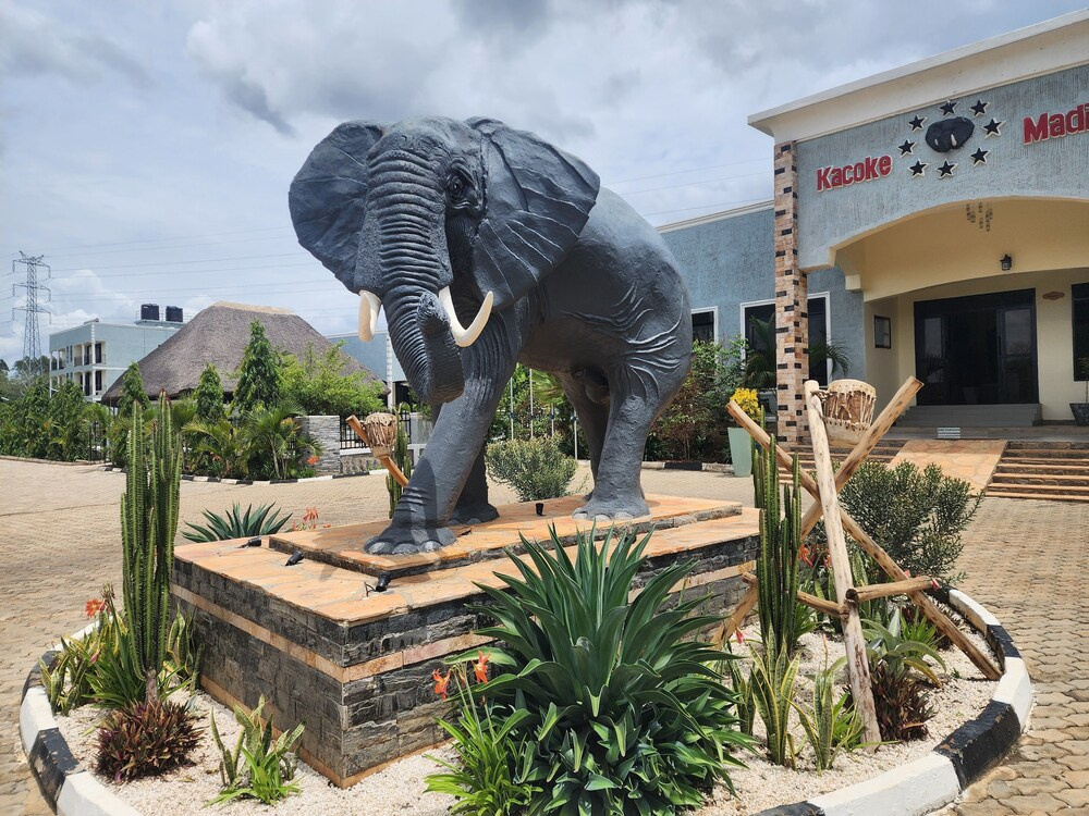 Kacoke Madit Hotel and Cultural Centre