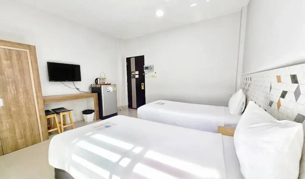 Standard Double room with balcony (twin beds)