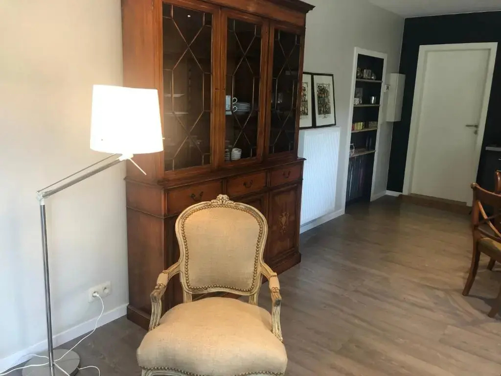 2 Bedrooms Cottage