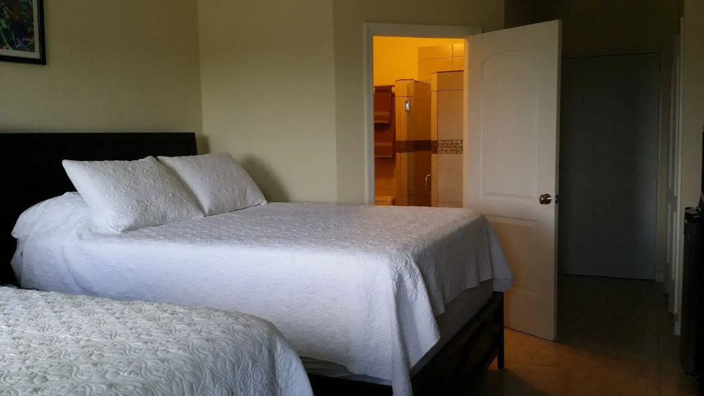 Harbor Breeze Villas photo 5