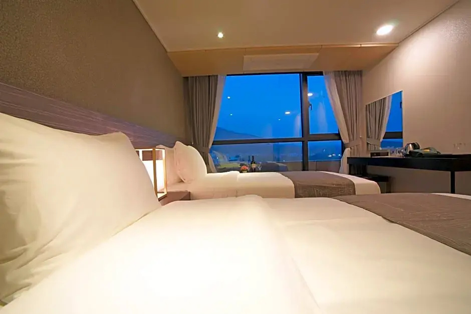 I-Jin Hotel - Chambres
