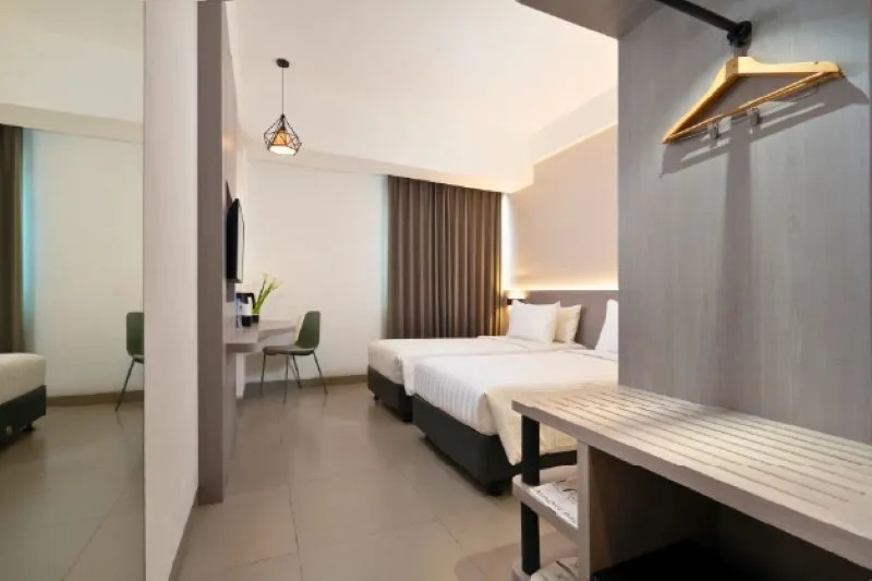 Superior Double room with pool view (twin beds)
