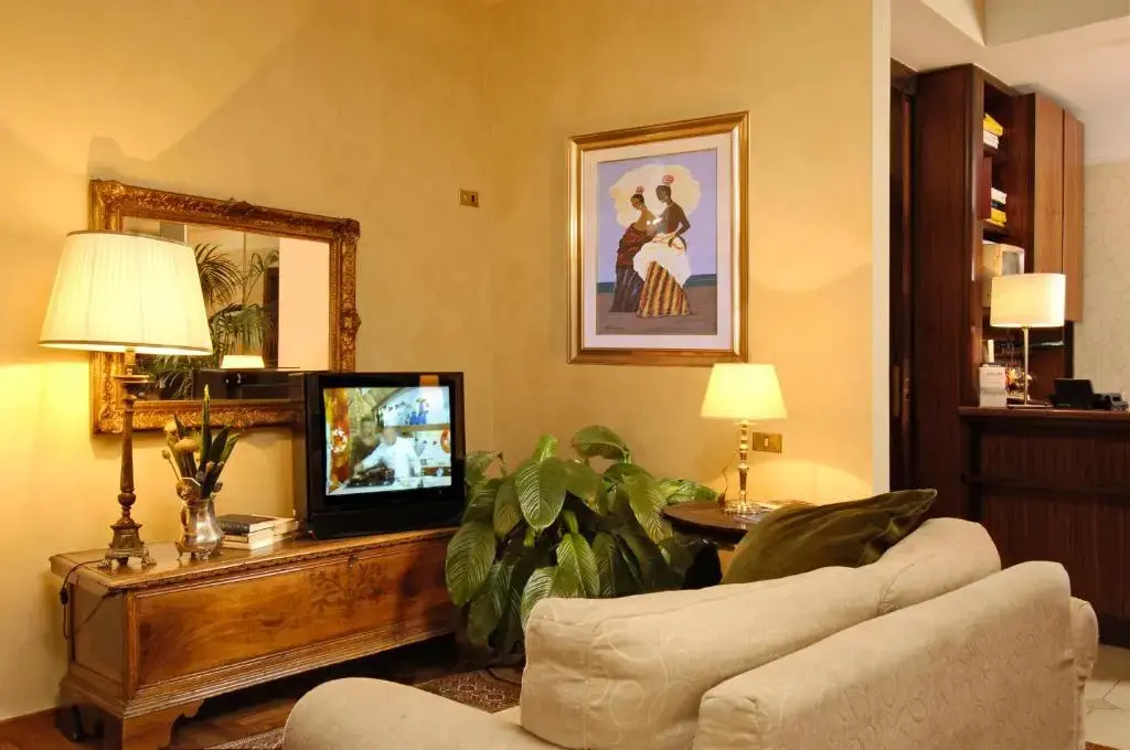 Lobby & Reception
