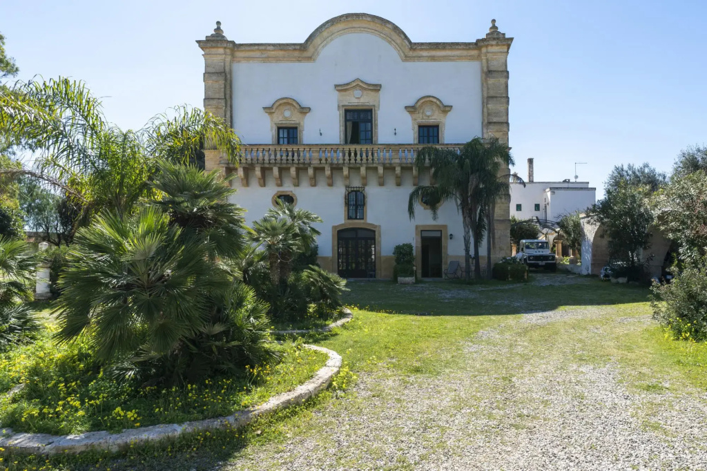 Appartamento Dimora storica Maccarone - CM/P.IVA