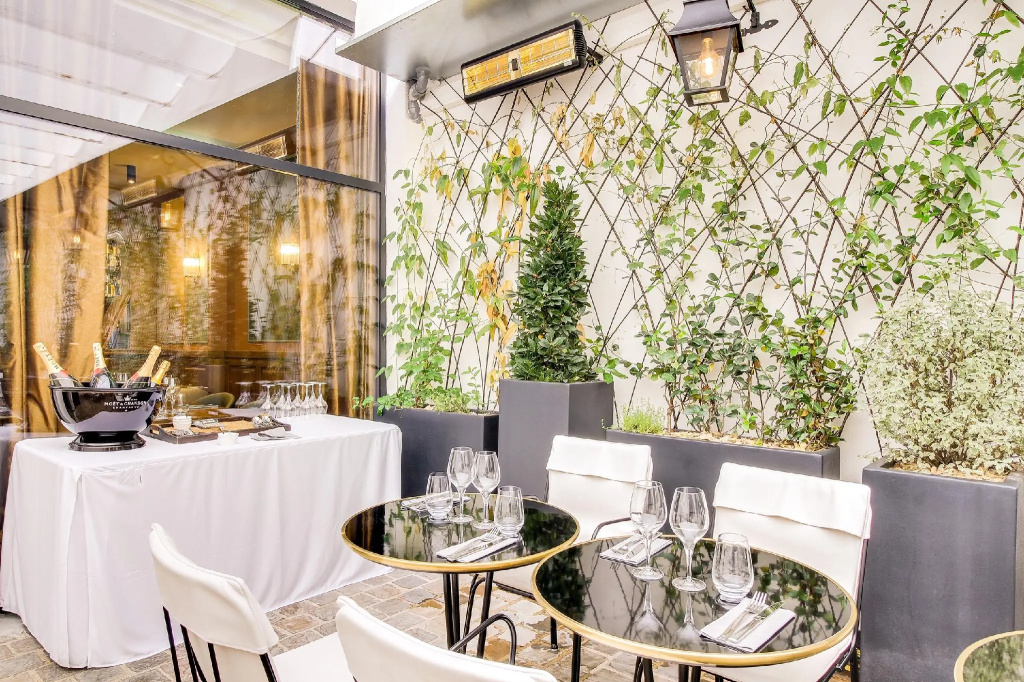 Mom’Art Hotel - Général