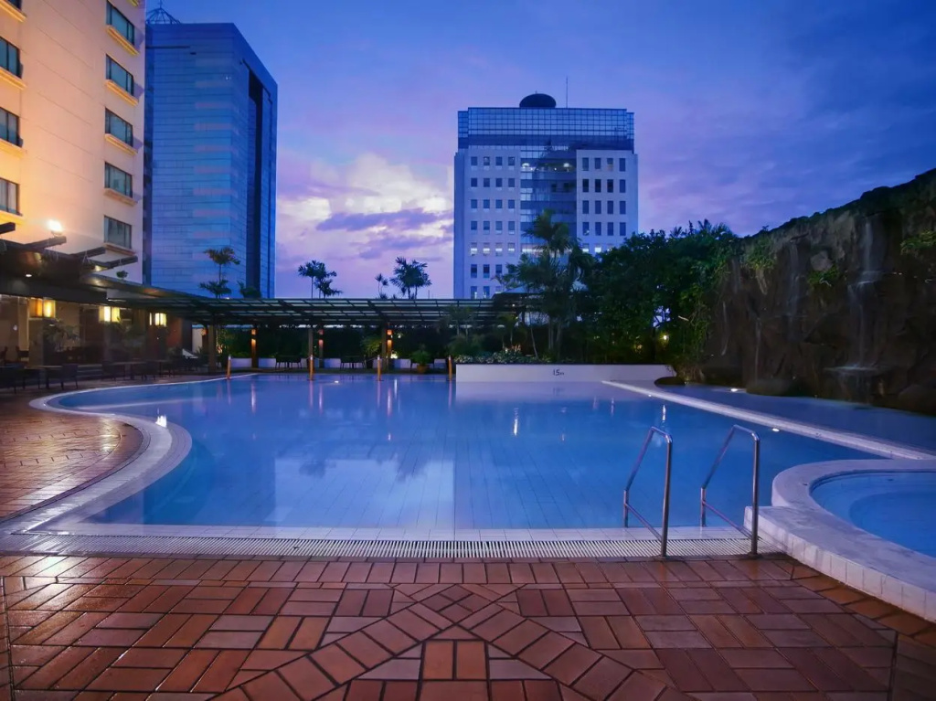 Menara Peninsula Hotel Jakarta - 4